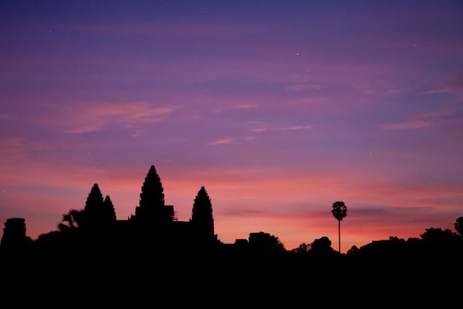 Angkor Wat Sunrise Guided Join-In Tour/Private Tour - Hotel pickup and the early ride