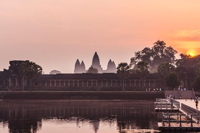 Angkor Wat Sunrise Private Tour by Tuk Tuk - Ta Prohm and the power of atmosphere