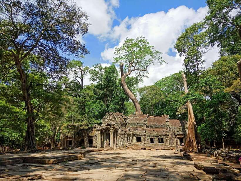 Angkor Wat Sunrise Shared Tours: Bayon-Ta Prohm-Banteay Srei - What the $27 price really covers