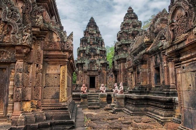 Angkor Wat Sunrise Small-Group 1-Day Tour from Siem Reap - What the guides add to the morning