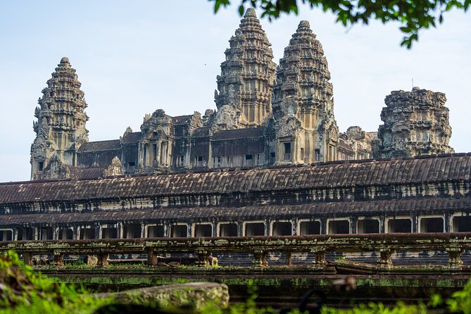Angkor Wat Sunrise Tour - Chau Say Tevoda, a smaller temple with breathing room