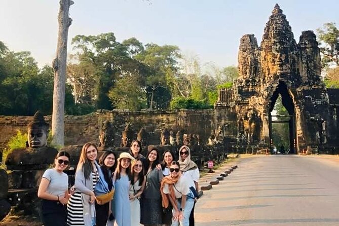 Angkor Wat Sunset Small Group Tour with Lunch Included - Phnom Bakheng: beautiful idea, uncertain payoff