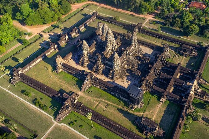 Angkor Wat Sunset Tour - What to bring and who should book