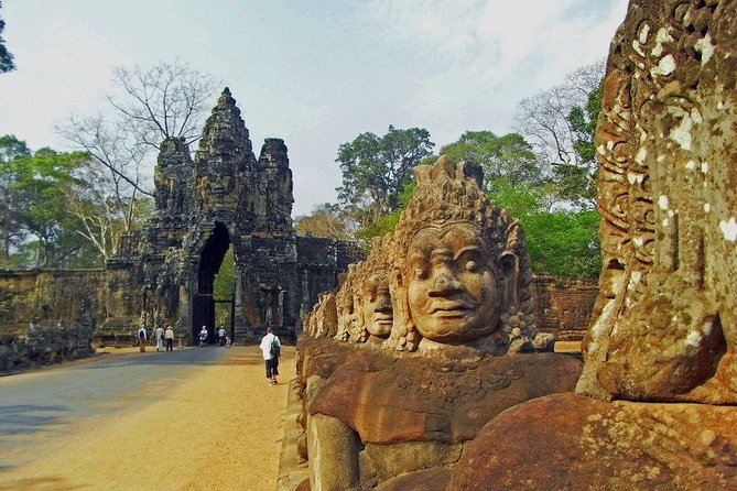Angkor Wat Sunset Tour - Lunch and the Srah Srang break