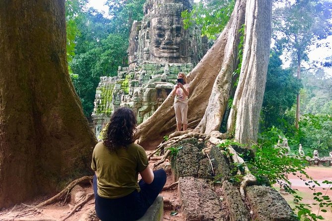 Angkor Wat, Ta Promh, Banteay Srei, Bayon temples Private Tour - Banteay Srei and its unusually fine carving