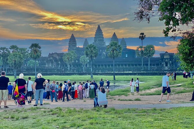 Angkor Wat Tour, Explore The Main Temples With Tour Guide - Starting before the heat at Angkor Wat