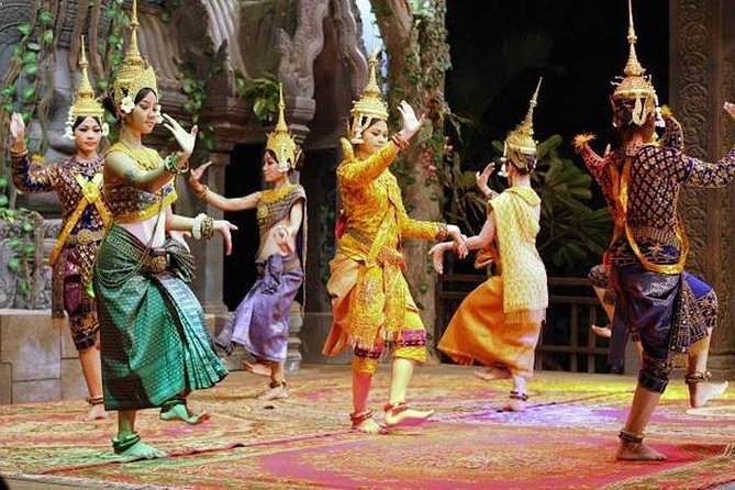 Apsara Dance Performance - Including Buffet Dinner & Hotel Pickup - How crowded is the venue?