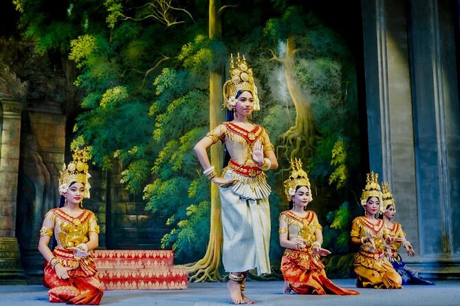 Apsara Dance Show with Buffet Dinner and Transportation Included - The 6:30 pm tuk-tuk pickup