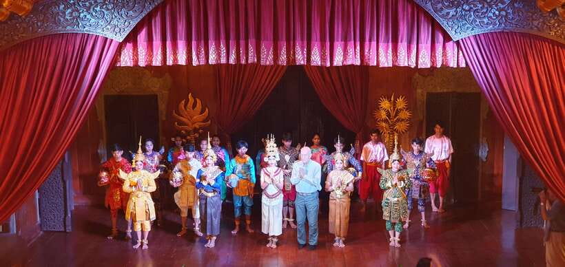 Apsara Theater Performance include dinner & Hotel pick up - Who should choose this evening?