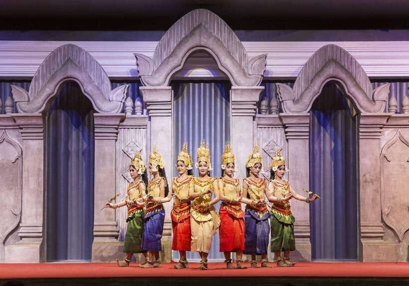Apsara Traditional Dances & Local Buffet with Tuk-Tuk Ride - Apsara dance gives the evening its purpose