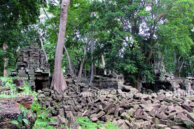Banteay Chhmar Temple & Silk Farm Private Day Trip from Siem Reap - West Baray and Svay Romiet Pagoda
