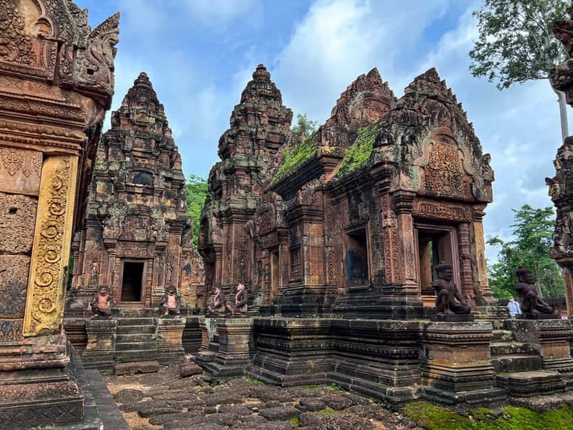 Banteay Srei, Beng Mealea and Kulen Mountain with Picnic - A waterfall picnic and a chance to swim