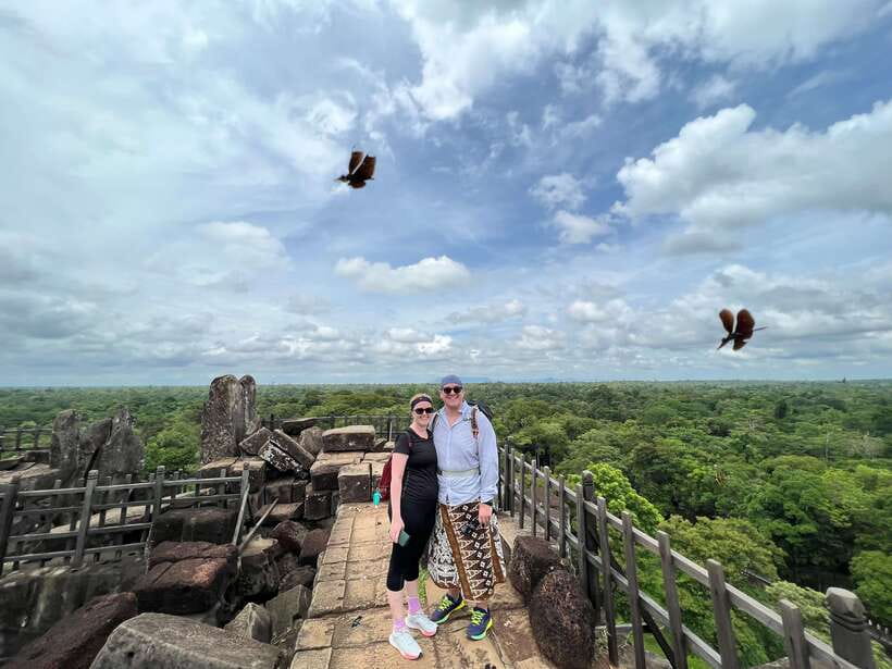 Banteay Srei, Beng Mealea & Koh Ker Small-Group Tour - Lunch near Banteay Srei