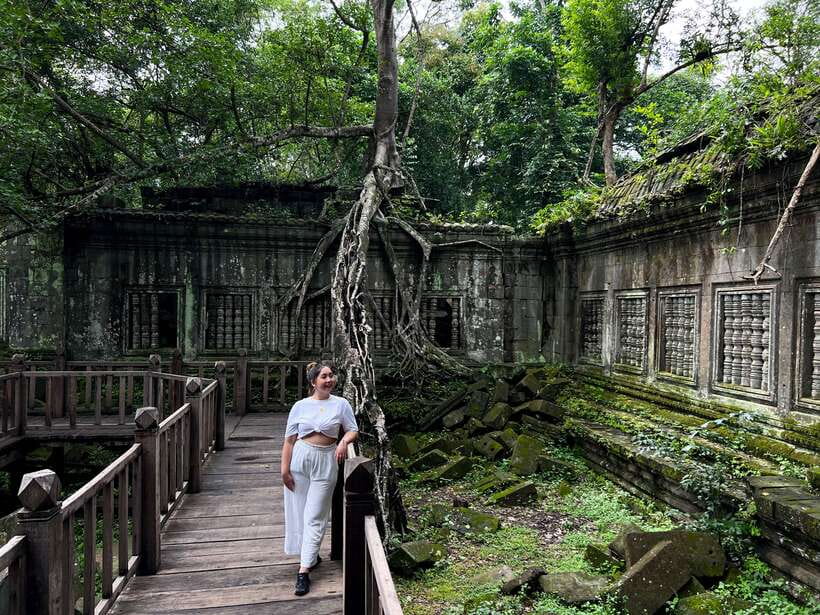Banteay Srei, Beng Mealea & Koh Ker Small-Group Tour - Banteay Srei rewards close attention
