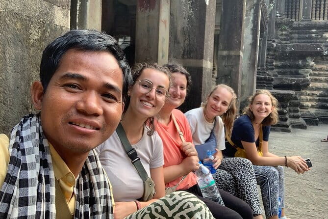 Banteay Srei Temple and Kompong Phluk Village Private Tour - The boat fee changes the value calculation