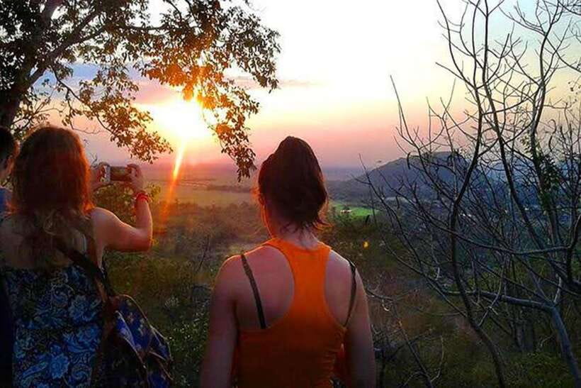 Battambang: Bamboo Train, Bat Cave, Killing Cave by Tuk Tuk - Road travel through Battambang’s countryside