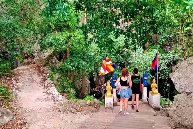 Battambang, Bamboo Train, Killing Cave Day Tour From Siem Reap - Phnom Sampov and the smaller caves
