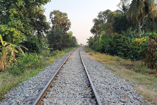 Battambang City and Country side Full day Tour - Wat Samrong Knong and Cambodia’s difficult past