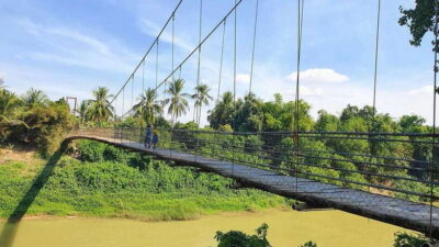 Tuk-Tuk, Bamboo Train, Killing/Bat Caves, Sunset