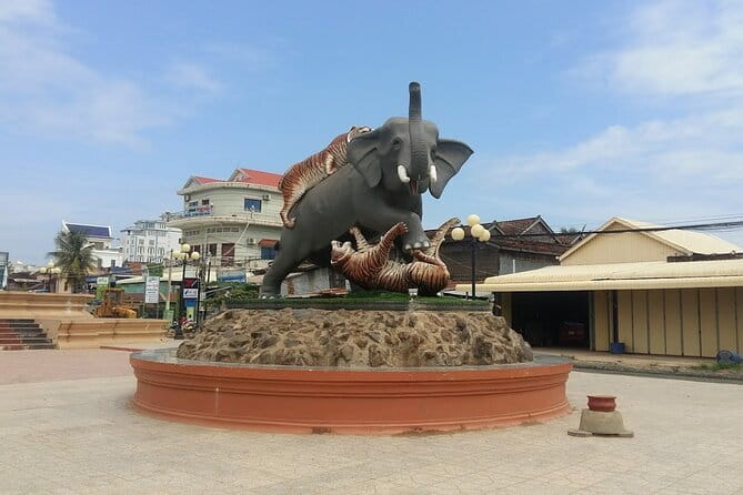Best Driver Taxi From Siem Reap To Phnom Penh - English Speaking - What the private vehicle choice means for you
