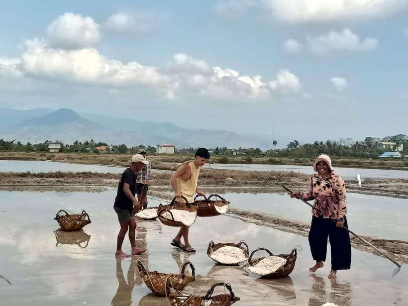Bokor mountain, Pepper plantation and Man-made lake - Who should book this Kampot day trip?