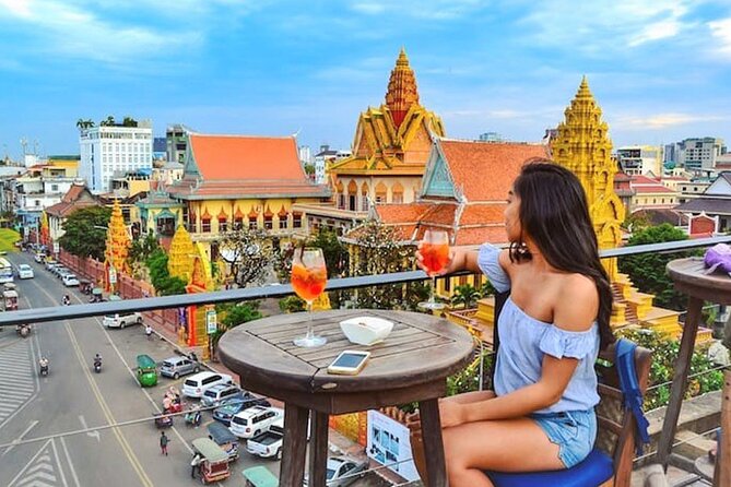Cambodia 7 Days Private Tour from Angkor Temples to Coastline - Day 3: Kampong Phluk and the road to Phnom Penh