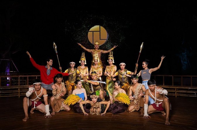Cambodia's Most Magical Night Show - How to fit dinner around the performance