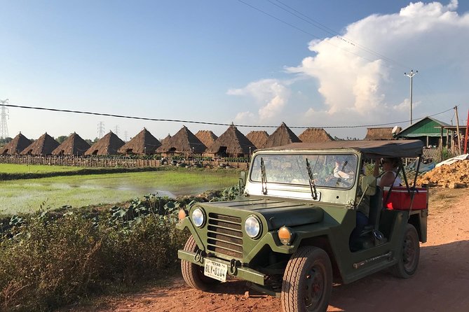 Cambodian Village Life Tour with Lady Tuk Tuk & Local Guide - Walking through Krabei Riel village