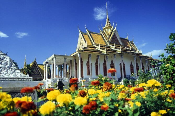 Chiso temple, Neang khmao, and Taprum temple historical site Tour - Tonle Bati and the final temple area