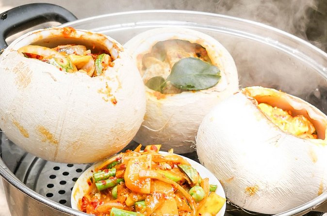 Cooking Class in Phnom Penh - 7:30 PM: food culture through a slide presentation
