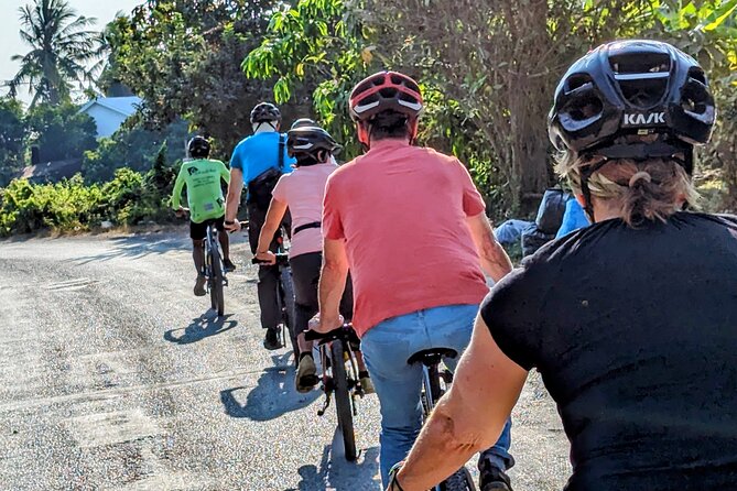 Customs and Culture Half Day Walk and Bike Tour in Battambang - Why the small group and bike quality matter