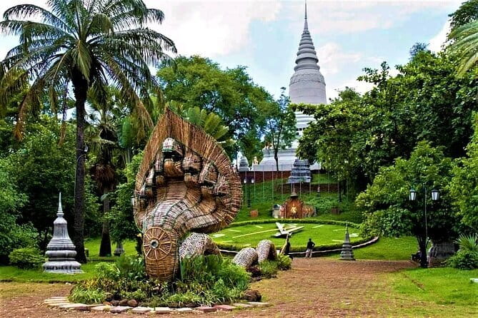 Day Trip from Sihanoukville to Phnom Penh for Cruise Passengers - Lunch without losing your sightseeing window