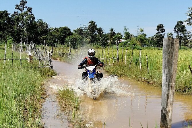 DB Siem Reap Half Day Dirt Bike Tour School - Reaching remote Banteay Ampil Temple