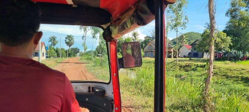 Discover Kampot-Kep for a day trip include Bokor mountain - Secret Lake and the roads between stops