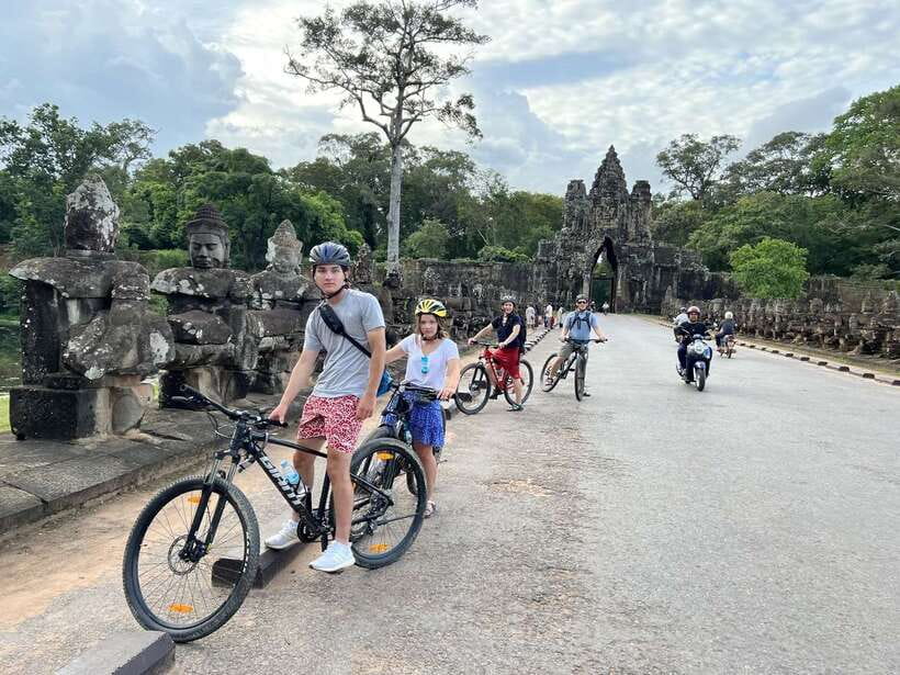 Explore Angkor Wat by Bike and Sunset - Lunch at a Local Restaurant