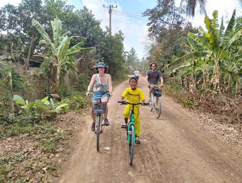 Explore the Village &Countryside By Bicycle-Half Day Morning - Visiting the local school