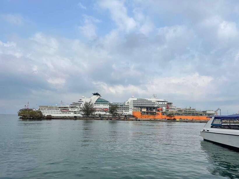 Exploring Sihanoukville: Shore Excursions from Cruise Ports - Meeting your driver at Port Gate 2