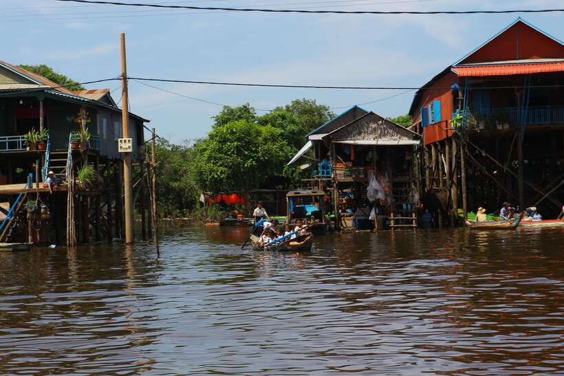 Exploring the Enchanting Kampong Phluk Floating Village - Why Kampong Phluk feels unlike a normal village visit
