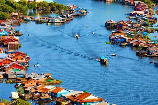 Floating Village-Mangrove Forest Private Tonle Sap Lake Boat Tour - The open water of Tonle Sap Lake