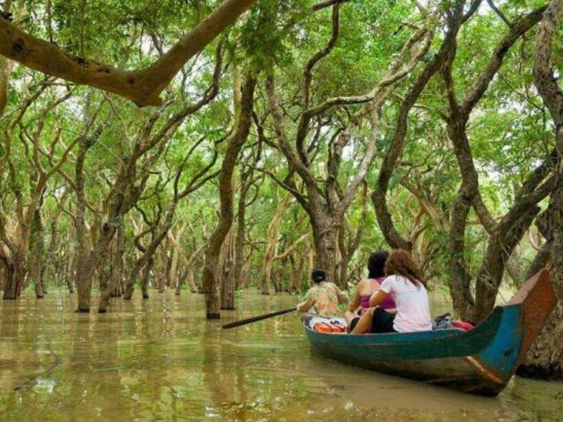 Floating Village-Mangroves Forest Tonle Sap Lake Boat Tour - Approaching Kampong Phluk and Tonle Sap