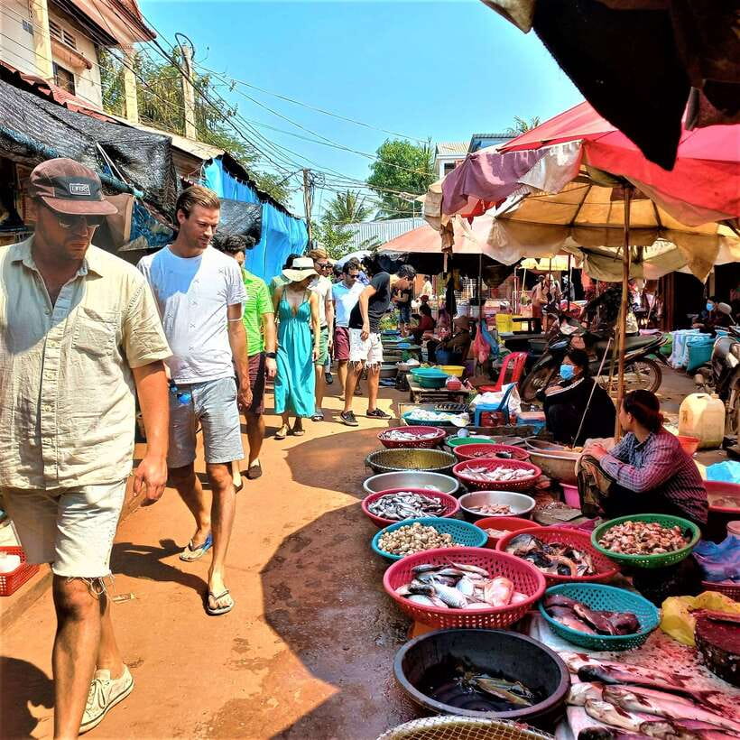 Floating Village-Mangroves Forest Tonle Sap Lake Boat Tour - Kampong Phluk shows a water-shaped way of life