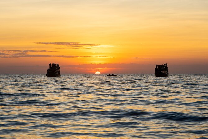 Floating Village Sunset Boat Vespa Tour / Tuk Tuk Available - Why this Vespa outing feels different from a standard Siem Reap tour