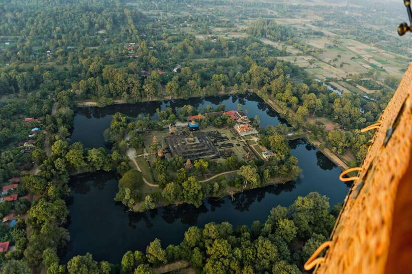 From Krong Siem Reap: Angkor Hot Air Balloon Ride w/ Pickup - A short flight above Siem Reap