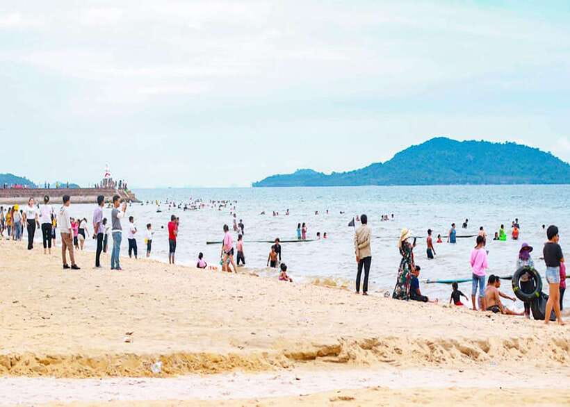 From Phnom Penh: Kampot and Kep Day Trip with English Guide - Brateak Krola and the quieter side of the day
