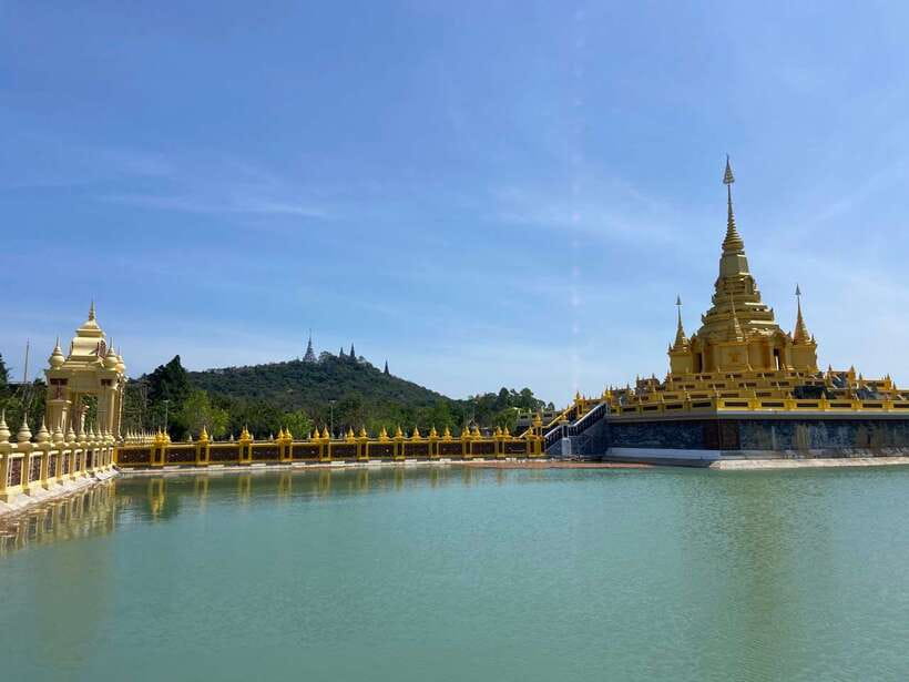 From Phnom Penh: Oudongk Mountain and Koh Chen Island Tour - Koh Chen and the sound of metalwork