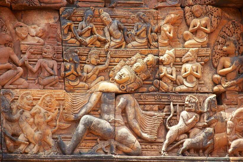 From Siem Reap: Angkor Wat Full-Day Private Tour & Sunrise - Lunch, shade, and the long ride home