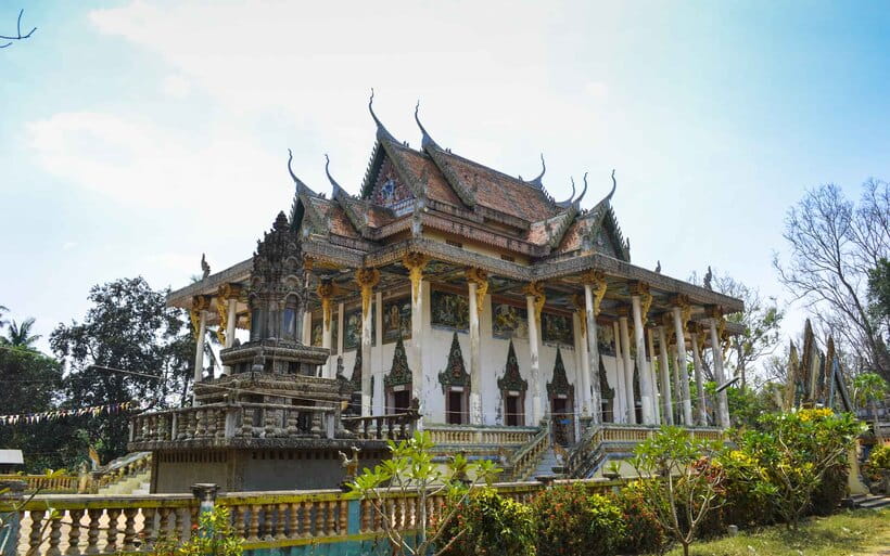From Siem Reap: Battambang Day Trip Bamboo Train, Bats Cave - The early start from Siem Reap