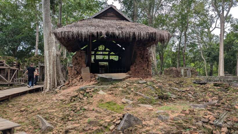 From Siem Reap: Koh Ker and Beng Mealea Private Day Tour - What the $59 price really covers
