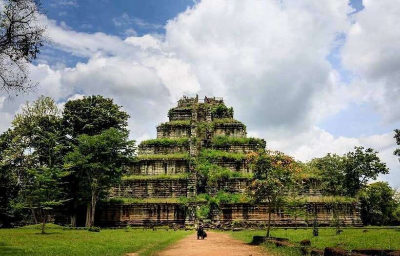 From Siem Reap: Koh Ker and Beng Mealea Temples Tour - The guide can shape the whole day
