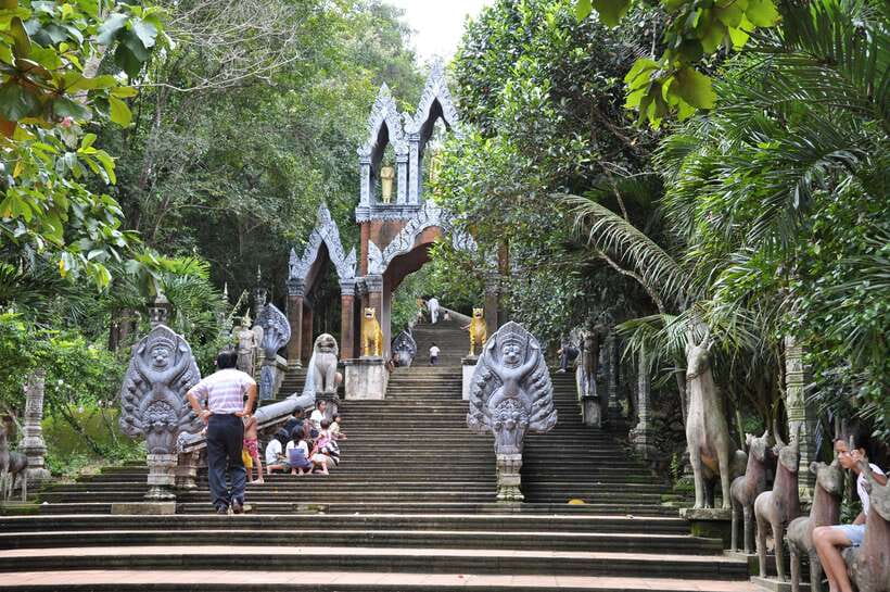From Siem Reap: Small-Group Phnom Kulen Waterfall Day Tour - Why Phnom Kulen makes a good change from Angkor